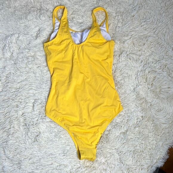 Pinkblush Yellow Ribbed Front Knot One-Piece Maternity New Size Medium - Picture 7 of 9